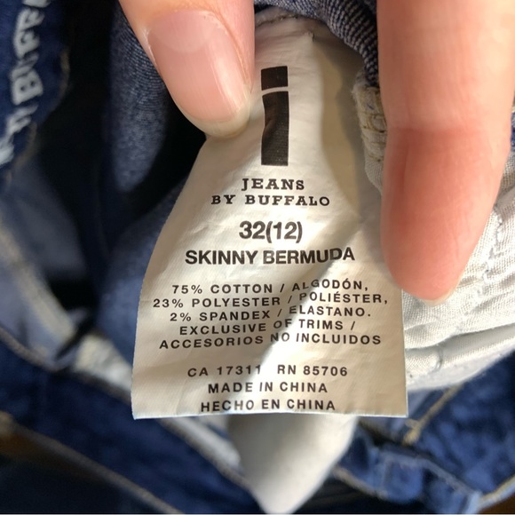 I Jeans by Buffalo Tisha Skinny Bermuda Dark Wash Jean Shorts 12 - Picture 9 of 10